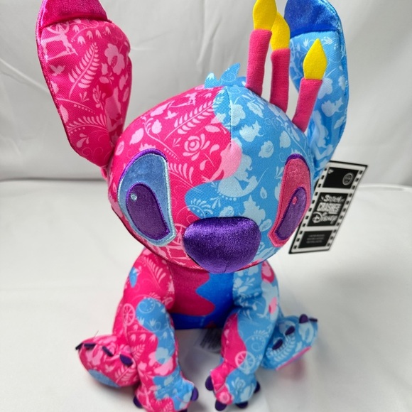 NWT - Limited Edition Stitch Crashes Disney Sleeping Beauty (7/12) - Picture 1 of 6